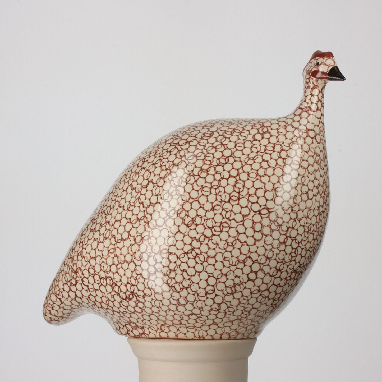 Guinea Fowl White Spotted Bordeaux