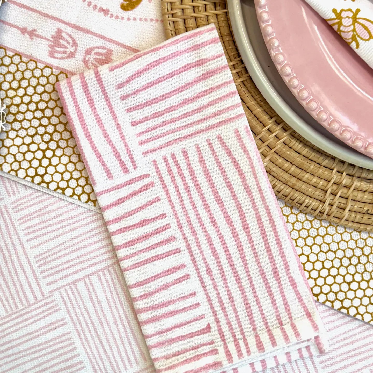 Organic Napkins Striped Rose (set of 4)