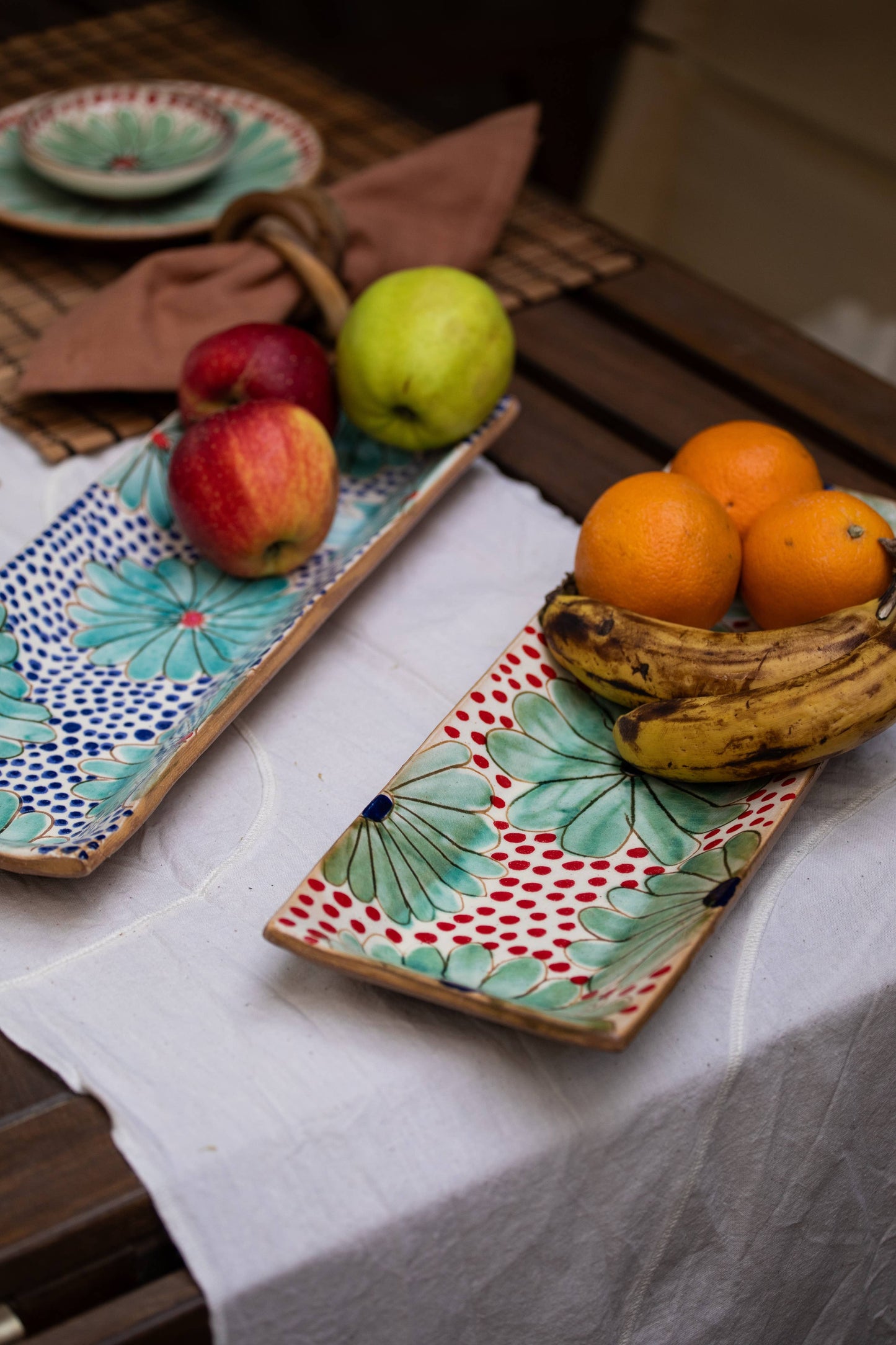 Long Daisy Fields Ceramic Tray: Blue / Narrow