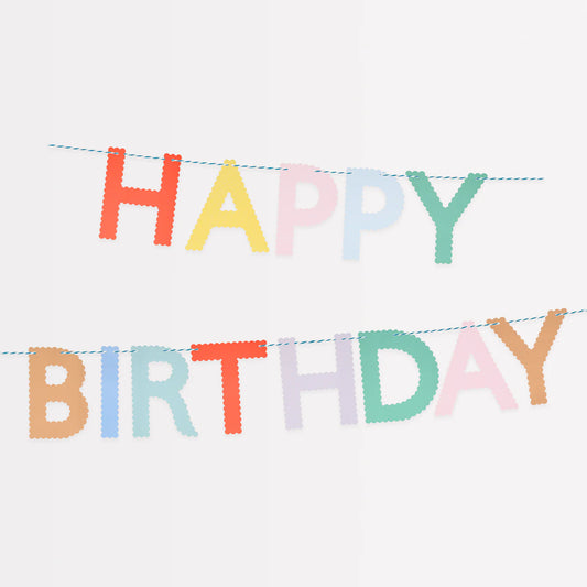 Scalloped Happy Birthday Garland