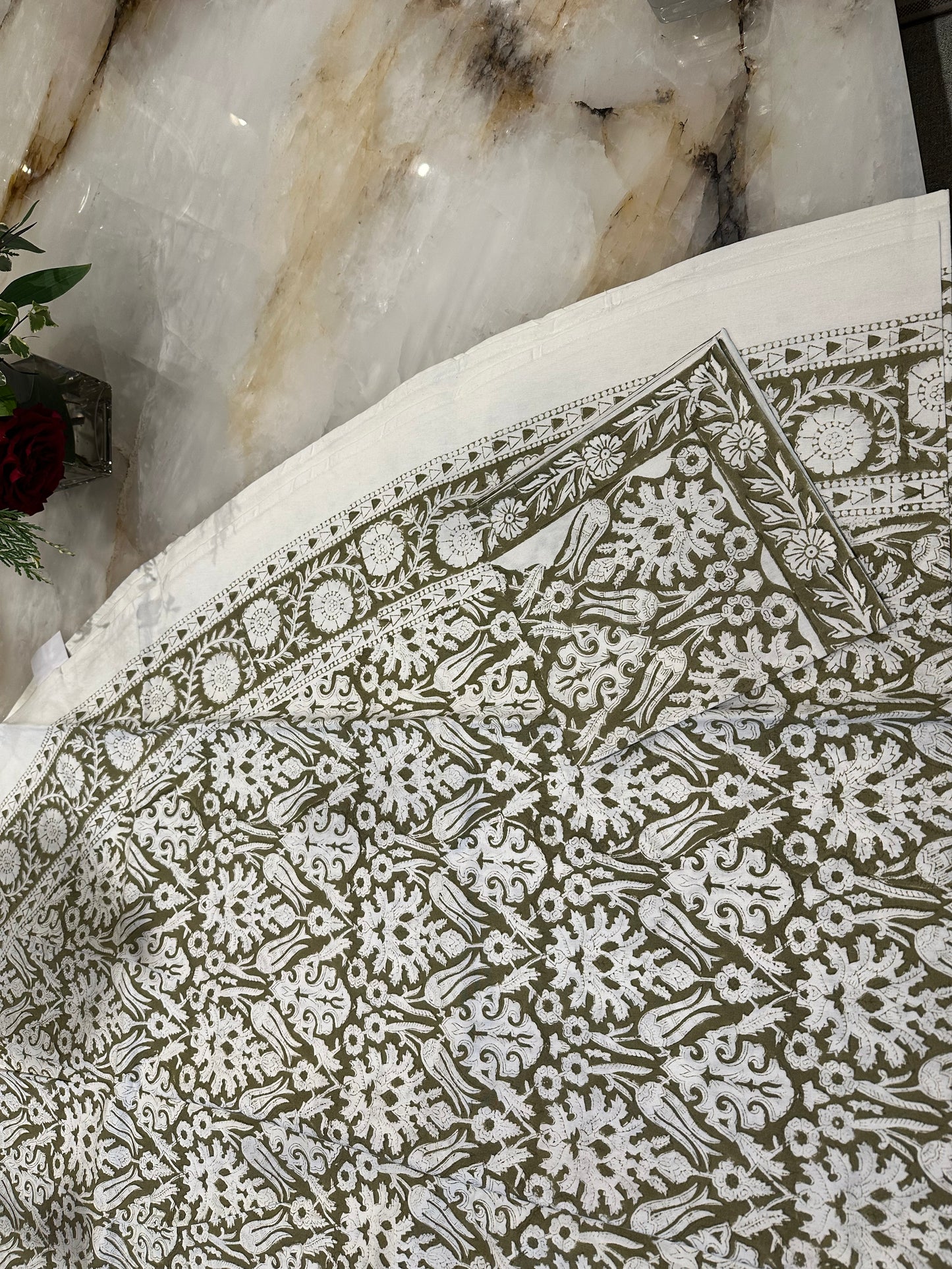 Round Table Cloth 108 Inches