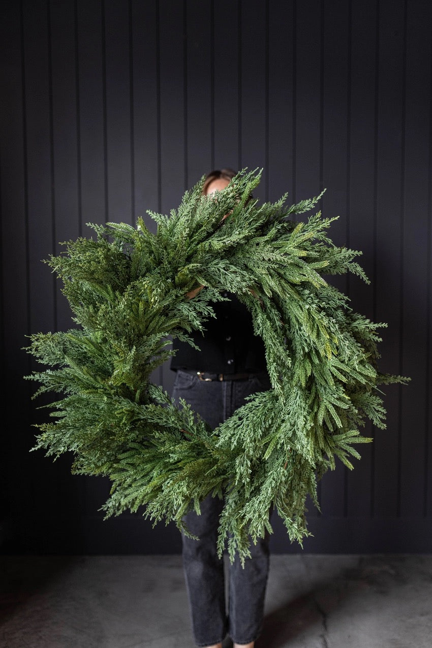 Norfolk & Cypress Mixed Real Touch Wreath LED - 34"