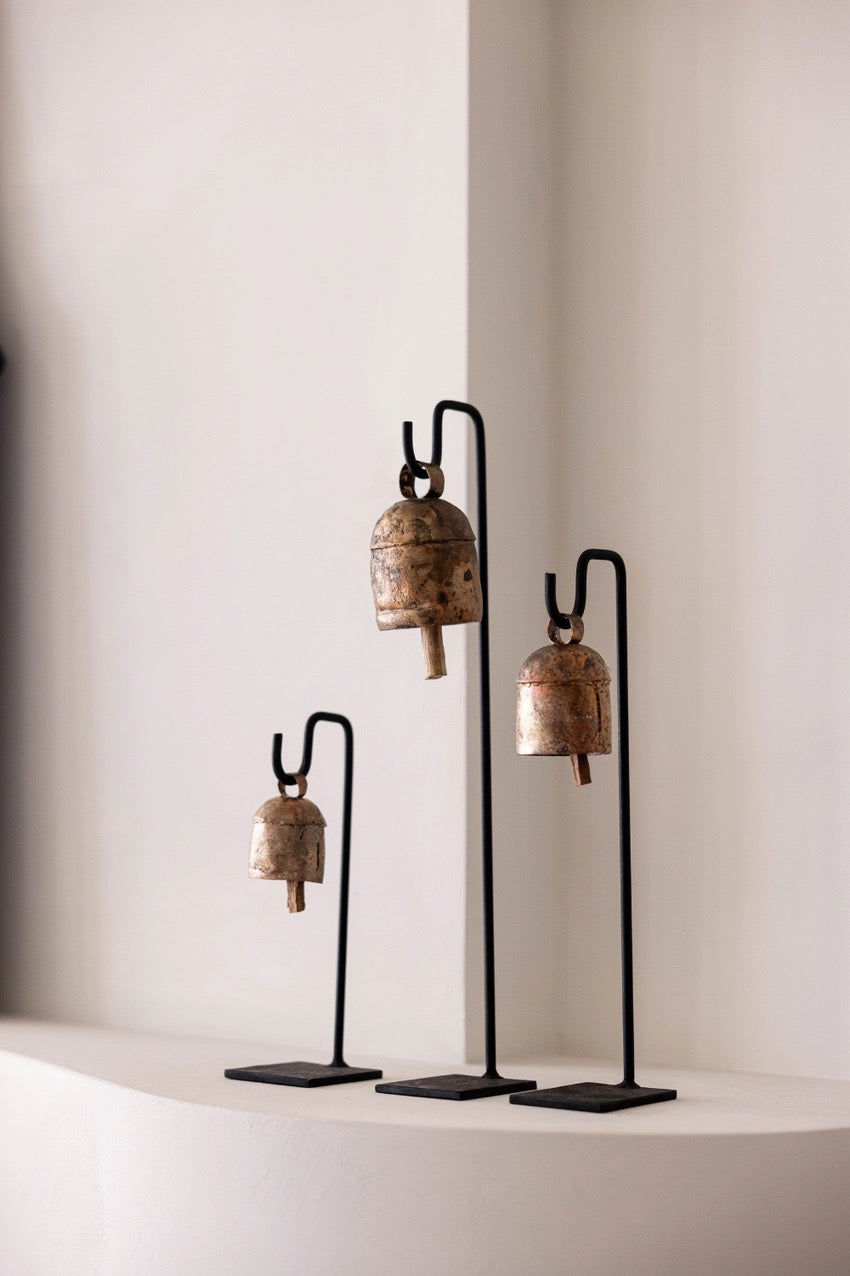 Vintage Inspired Bell Stands Set/3