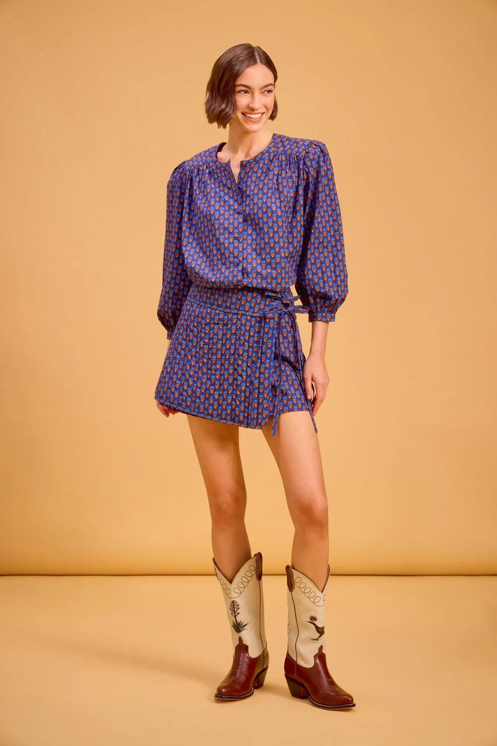 Suzie Skort-Bloom