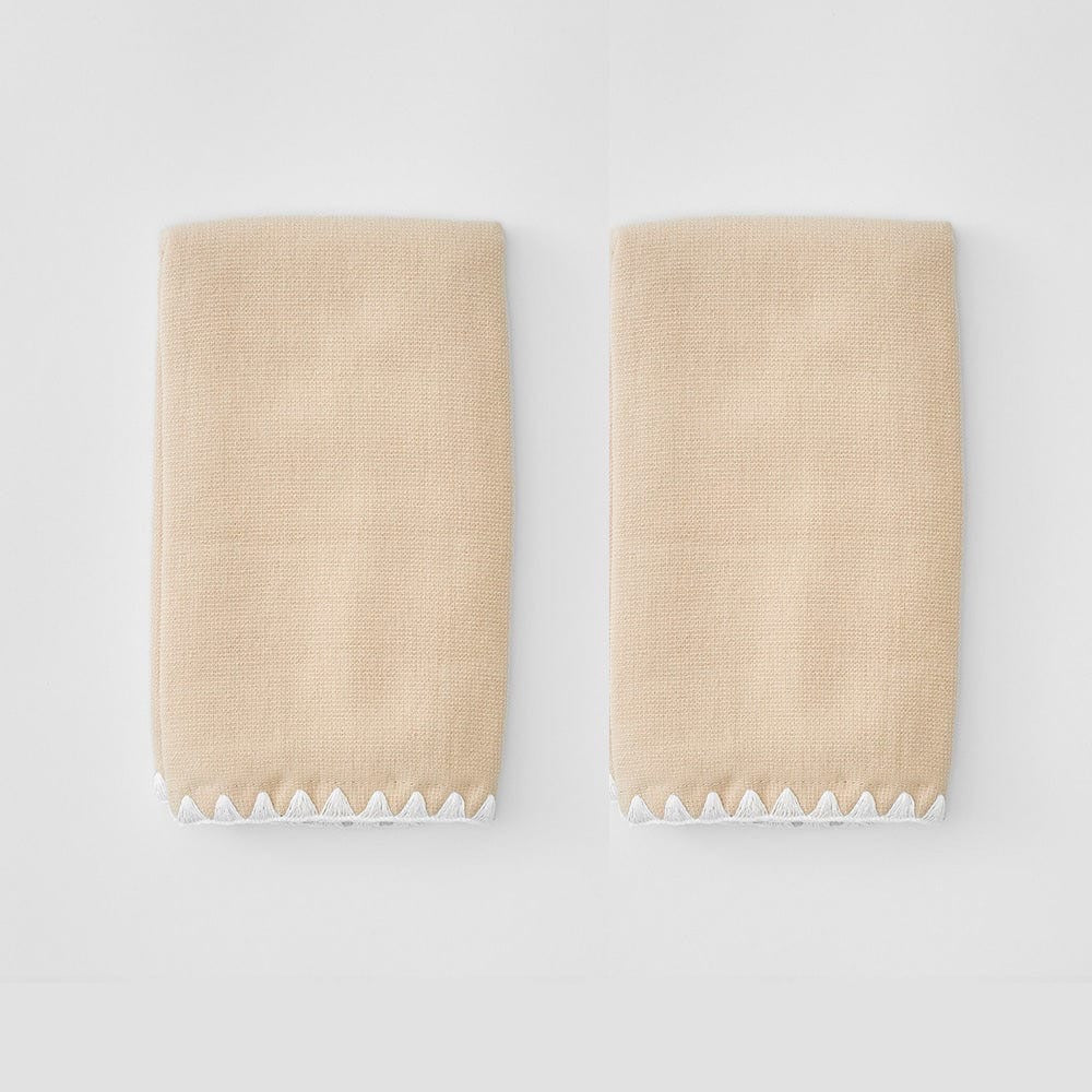 Fingertip Powder Hand Towel (pair)