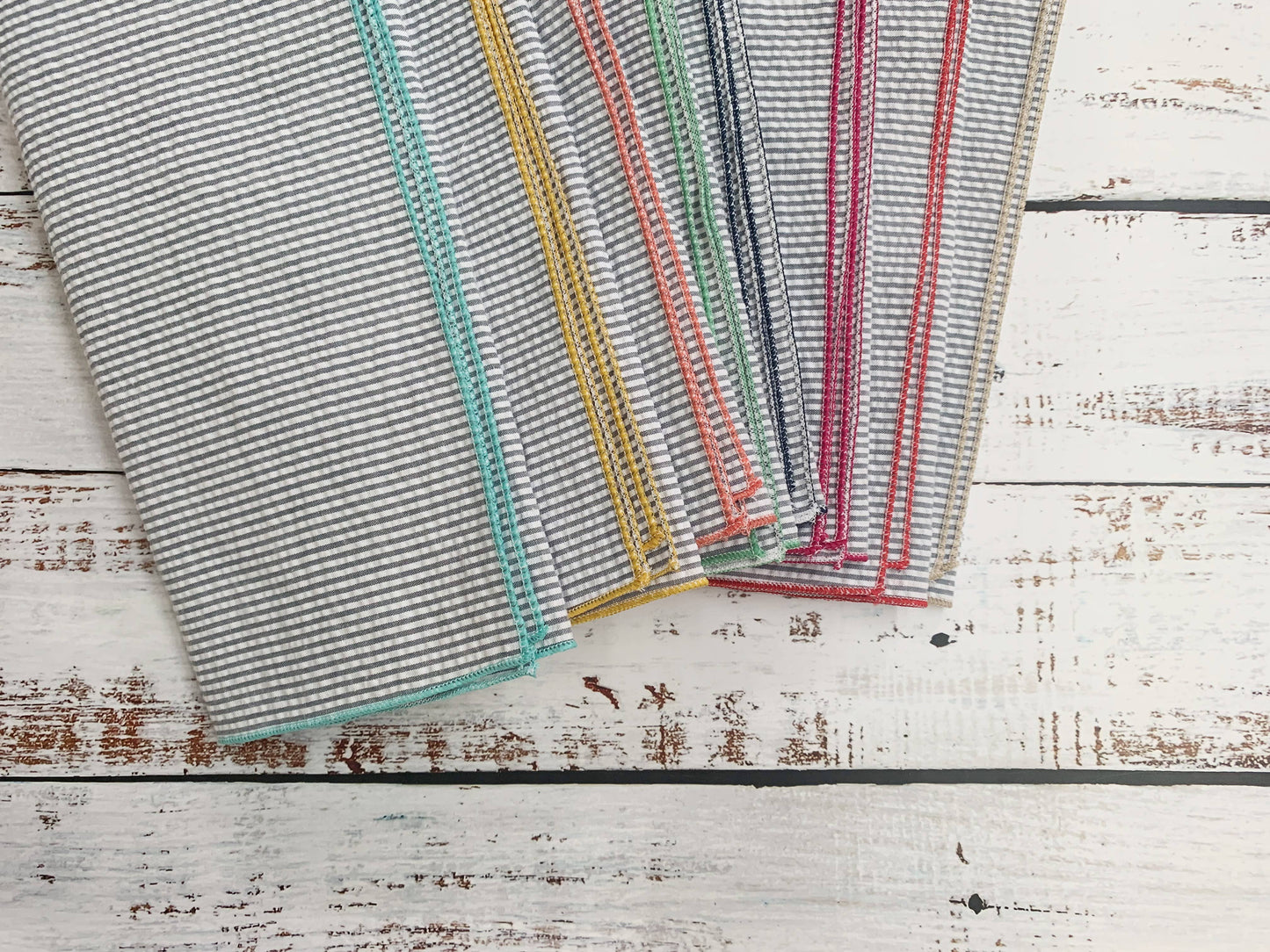 Grey Seersucker Cloth Napkins with Colorful Edges S/8